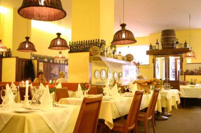 Graben Hotel Vienna Restaurant photo